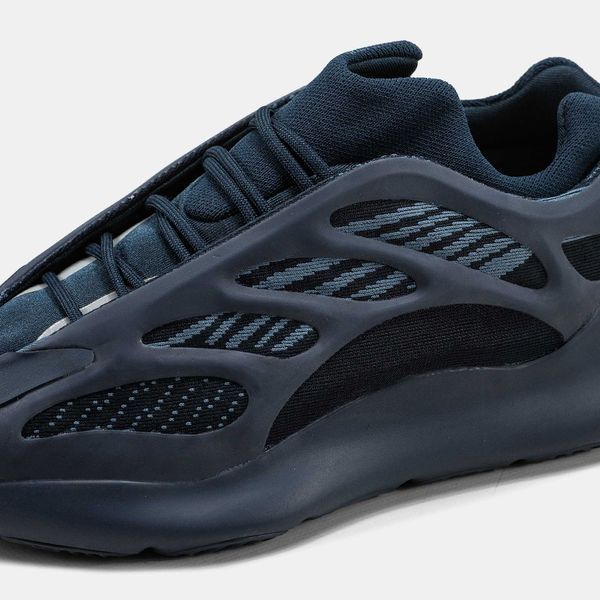 Adidas Yeezy Boost 700 v3 Black Alvah 00702-Чорний-36 фото